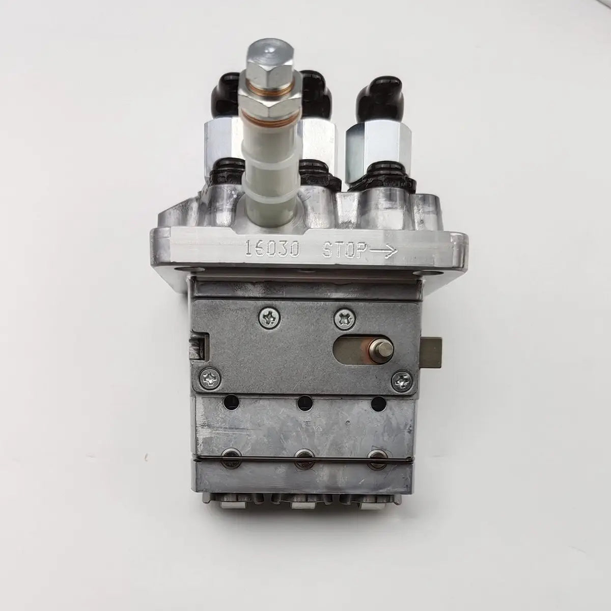 Fuel Injection Pump 16030-51010 for Kubota Engine 05 Series D905 D1005 D1105 D1305