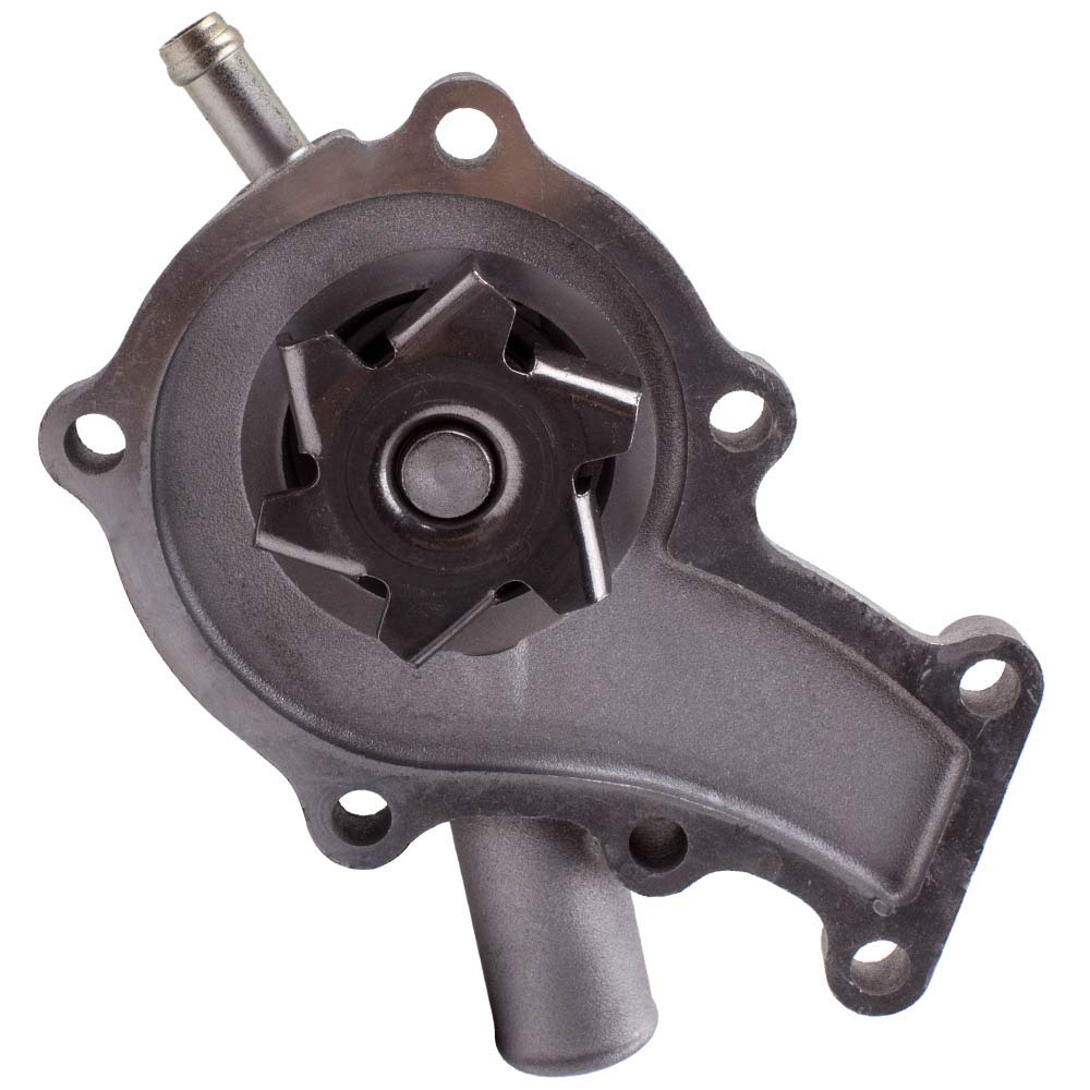 Engine Water Pump 19883-73030 15881-73030 15881-73033 Kubota Engine D722 D902 Z482