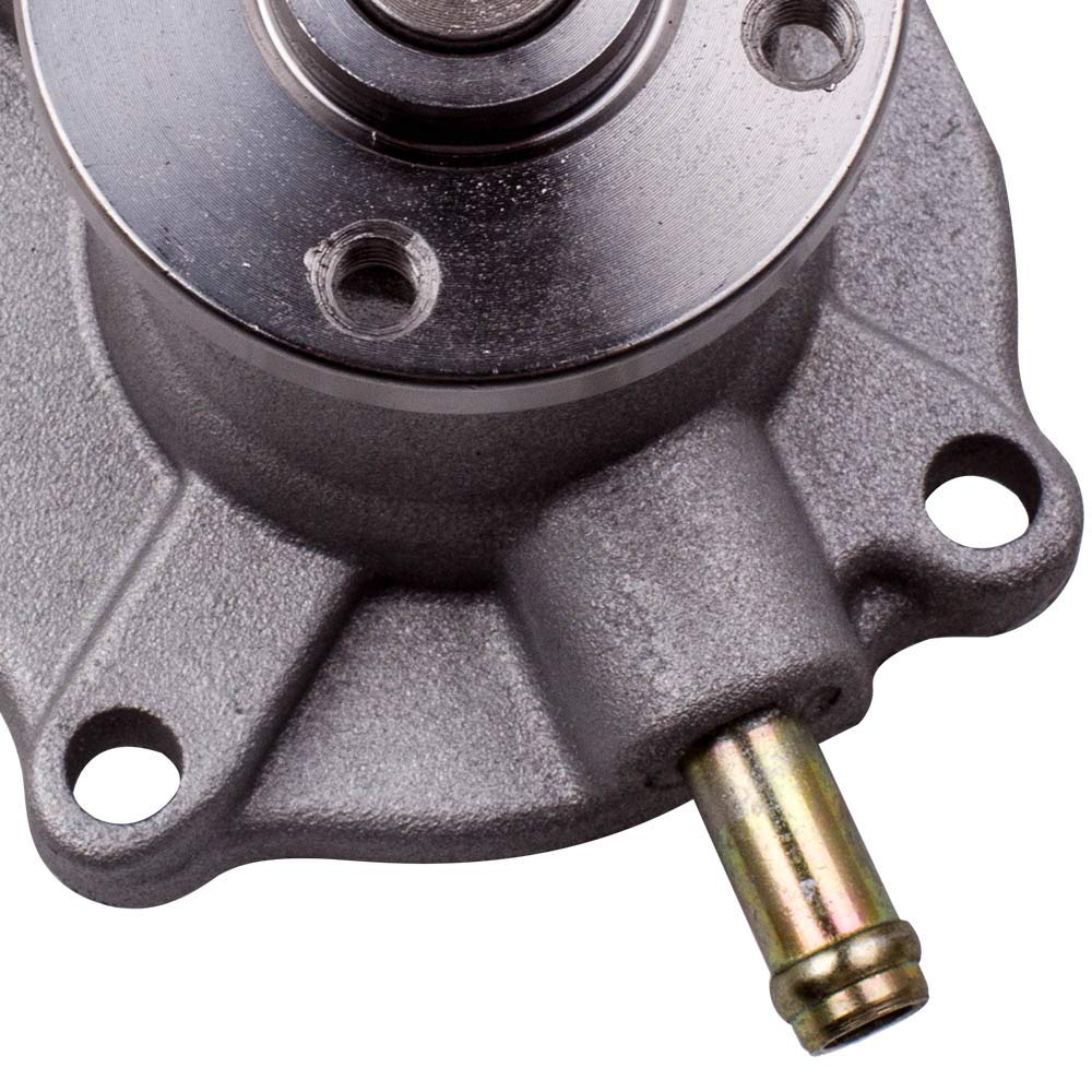 Engine Water Pump 19883-73030 15881-73030 15881-73033 Kubota Engine D722 D902 Z482