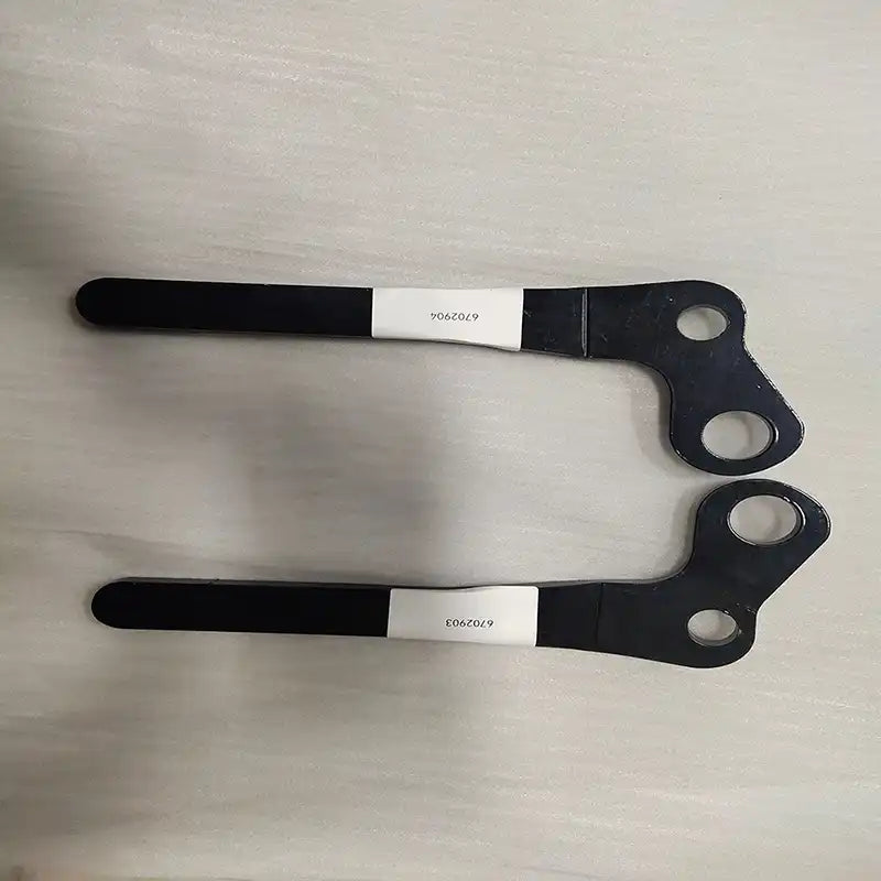 Fast Tach (Bob-Tach) Lever, Right Hand 6702904 for Bobcat T140 T180 T190 T200 T300 T250 T320 T550 T590 T630 T650